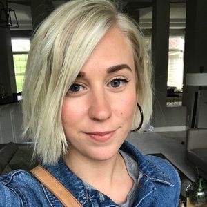 Meet your Posher, Melissa